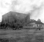  Spalona synagoga w Żółkwi. fot. Archiwum Tomasza Wiśniewskiego