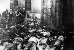 Zwłoki Polaków zamordowanych przez NKWD w lwowskim więzieniu na Zamarstynowie