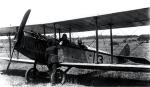 Pierwsze zarobione pieniądze Lindbergh wydał na używanego  curtissa JN. 4