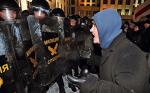 19 grudnia demonstracja opozycji na placu Niepodległości została spacyfikowana. Milicja pobiła i aresztowała kilkaset osób