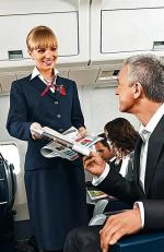W branży lotniczej mówi się, że polskie stewardesy należą  do najpiękniejszych w Europie (fot. Lot)
