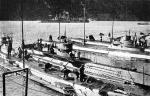 Niemieckie okręty podwodne w bazie Cattaro – na dalszym planie krążownik „Sankt Georg” 