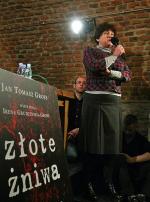 Danuta Skóra, dyrektor Znaku, na wczorajszej konferencji powiedziała: – Podzielam pogląd, że to tendencyjna książka, krzywdząca wielu ludzi