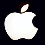 Charakterystyczne logo Apple’a w wielu urządzeniach jest podświetlane
