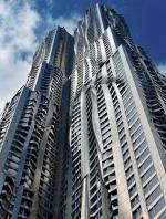Otwarty niedawno apartamentowiec projektu Gehry’ego na Manhattanie. Pociecha po innych porażkach? 