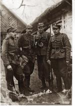 Żandarmeria Zgrupowania Nadniemeńskiego AK, drugi z lewej: Kazimierz Murowicki „Narcyz, w 1945 r. komendant Obwodu Nieśwież