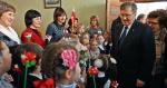 Prezydent Bronisław Komorowski podczas lutowej wizyty na Litwie odwiedził polską szkołę w Mejszagole
