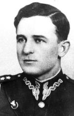 Mjr Aleksander Rybnik „Jerzy”, „Dziki”,  przewodnik Rejonu „F” (białostockiego) AKO, aresztowany przez UB  wiosną 1946 r., skazany na karę śmierci, stracony 11 września 1946 r.  w Białymstoku