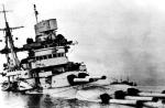 Włoski okręt liniowy „Conte di Cavour” zatopiony przez Brytyjczyków  w Tarencie