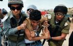 Obecnie Izraelczycy mogą prowadzić działania policyjne na terenach palestyńskich (aresztowanie w pobliżu Ramalli)