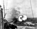 Krążownik „Norfolk” strzela do „Bismarcka” 