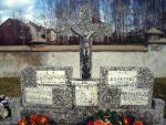 Cmentarz  w Jednorożcu  – mogiła żołnierzy ROAK poległych w walce  z NKWD