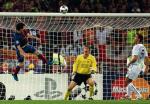 Leo Messi i gol, który dwa lata temu pogrążył United w finale