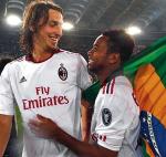 Zlatan Ibrahimović (z lewej) i Robinho: pierwszy sezon  w Milanie i pierwsze trofeum