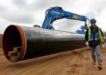 Koniec budowy wielkiej rury. Oficjalnie zakończyła się budowa I nitki kontrowersyjnego gazociągu Nord Stream  z Rosji pod dnem Bałtyku do Niemiec. Koszt budowy to aktualnie  10 mld euro. Na nic zdały się głosy kilku krajów,  w tym Polski, protestujące przeciwko inwestycji