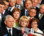 Partia Jarosława Kaczyńskiego rozpoczęła w piątek akcję „Polska jest jedna”, podczas której politycy PiS będą podróżować  po kraju  i spotykać się  z wyborcami  