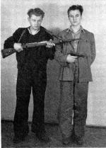 Zdjęcie wykonane podczas śledztwa, od lewej: Mieczysław Smalec „Sułtan” i Jerzy Łuka „Murat”