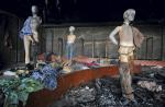 W pożarze fabryki w Bangladeszu szyjącej dla zachodnich zleceniodawców w grudniu ub.r. zginęło  28 szwaczek. Pod naciskiem organizacji konsumenckich właściciele marek GAP, Calvin Klein, Tommy Hilfiger, Wrangler, Lee i Target obiecali ich rodzinom rekompensaty