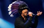 Jay Kay z Jamiroquai odprawił radosną funkową ceremonię i zakończył dwudniową imprezę na stadionie Legii