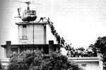Ewakuacja Amerykanów i Wietnamczyków z dachu Ambasady USA w Sajgonie, koniec kwietnia 1975 r