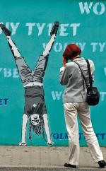 TVP Kultura patronuje wielu wydarzeniom artystycznym, m.in. festiwalowi Street Art Doping. Na zdjęciu akcja w stolicy w 2009 r.