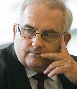 Andrzej Porawski dyrektor Biura Związku Miast Polskich (od 1991 r.) i sekretarz Komisji Wspólnej Rządu i Samorządu Terytorialnego ze strony samorządowej, problematyką samorządową zajmuje się od 1981 roku