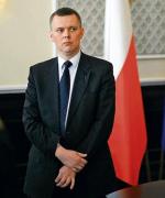 Tomasz Siemoniak  od dawna uważany jest  za prawą rękę marszałka Sejmu Grzegorza Schetyny. To także bliski znajomy Pawła Piskorskiego, obecnego szefa Stronnictwa Demokratycznego