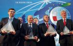 The winners of the Rzeczpospolita’s Lider Samorządu 2011 competition. From the left: Jacek Lipiński, Mayor of Aleksandrów Łódzki. Marian Buras, head of Morawica, Wojciech Szczurek,  the President of Gdynia and Ryszard Grobelny, the President of Poznań