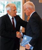 Jerzy Buzek i Hans-Gert Pöttering podkreślali, że lata współpracy w Parlamencie Europejskim sprawiły,  iż łączy ich dziś autentyczna przyjaźń 