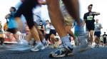 Jeden wyścig, setki powodów. Maratończycy biegli po zwycięstwo, by poprawić „życiówkę”, dla zdrowia, zabawy lub by pomóc innym  