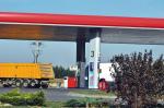 Wzrost cen oleju napędowego zniechęci do kupowania osobówek z dieslami, ale zwiększy koszty także przewoźników drogowych