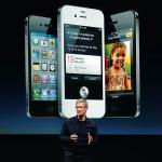 Tim Cook, szef Apple’a zaprezentował wczoraj iPhone’a 4S, najnowszy produkt firmy założonej przez Steve’a Jobsa. fot. Paul Sakuma