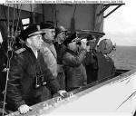 D-Day – amerykańscy dowódcy obserwują inwazję  na pokładzie USS „Augusta”, w środku gen. Omar Bradley 