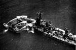 Czyszczenie skażonego pokładu pancernika USS „New York” po teście „Able” 