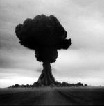  Pierwsza próbna eksplozja sowieckiej bomby atomowej na poligonie w Semipałatyńsku, 1949 r. 