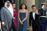 Emir Kataru Khalifa al Thani  (z lewej) ma świetne kontakty we Francji. Na zdjęciu z żoną Mozah bin Nasser al Missned w towarzystwie francuskiej pary prezydenckiej – Carli Bruni i Nicolasa Sarkozy’ego 