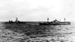 Niszczyciel „Joseph P. Kennedy jr” zatrzymuje wynajęty przez Rosjan libański statek „Marcula”  26 października 1962 r. 