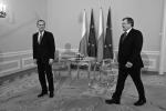 W kilku ostatnich miesiącach panowały dość napięte relacje między głową państwa a szefem rządu (na zdjęciu Donald Tusk  i Bronisław Komorowski  w Pałacu Prezydenckim, 11.10.2011 r.)