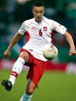 Tomasz Hajto ma 39 lat. W reprezentacji Polski wystąpił w 62 meczach, grał na mundialu w Korei  w 2002 roku. Najlepszy okres kariery spędził w Schalke 04 Gelsenkirchen 