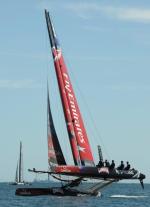 Puchar Ameryki 2011 – jacht „Emirates Team New Zealand” podczas wyścigu w portugalskim Cascais 