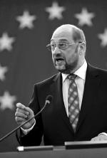 Media zazwyczaj przychylniej traktowały Martina Schulza niż jego ofiary (na zdjęciu nowy przewodniczący PE w Strasburgu, 17.01.2012 r.)