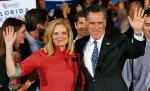 Mitt Romney  z żoną Anną  po ogłoszeniu zwycięstwa  w prawyborach na Florydzie
