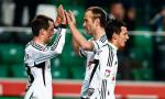 Legia się cieszy. Od lewej: Michał Kucharczyk, Danijel Ljuboja i Rafał Wolski   