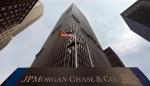 Dzięki operacjom  EBC niektóre fundusze rynku pieniężnego wróciły do Europy – mówi Alex Roever,  szef działu krótkoterminowej strategii dłużnej w JPMorgan Chase & Co w Nowym Jorku