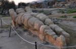 Telamony, kamienne figury 20-metrowej wysokości, wspierały sklepienie świątyni Zeusa