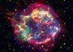 Pozostałości po supernowej Kasjopeja A sfotografowane w podczerwieni, śwetle widzialnym i promieniach rentgenowskich  