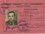 Takich dokumentów o przymusowych robotnikach nie ma żadne inne archiwum. Na zdjęciu dokument identyfikacyjny Jerzego Skarzyńskiego wywiezionego na roboty do Berlina w 1944 r.