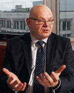 Piotr Czarnecki,  prezes Raiffeisen Banku,  ocenia, że 40 proc. wartości  kursu to jego uczestnicy