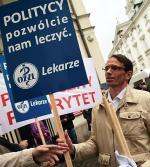 Krzysztof Bukiel, szef PZ, protestował przed resortem zdrowia 