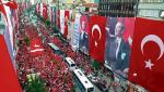 W Turcji wciąż nie ma święta państwowego bez portretów Ojca Turków 